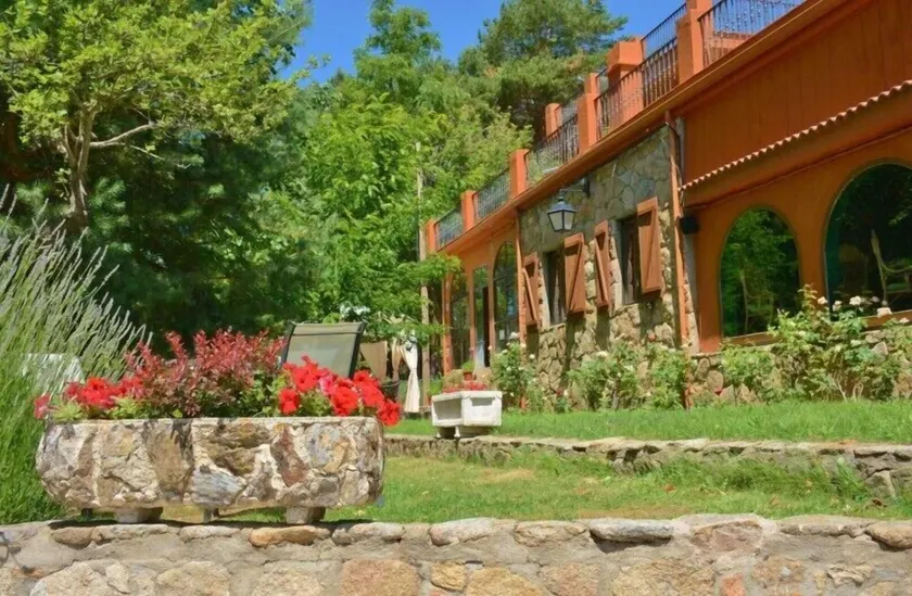 Hostal Almanzor - Image 1