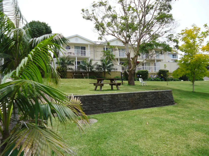 Aston Hill Motor Lodge - Image 1
