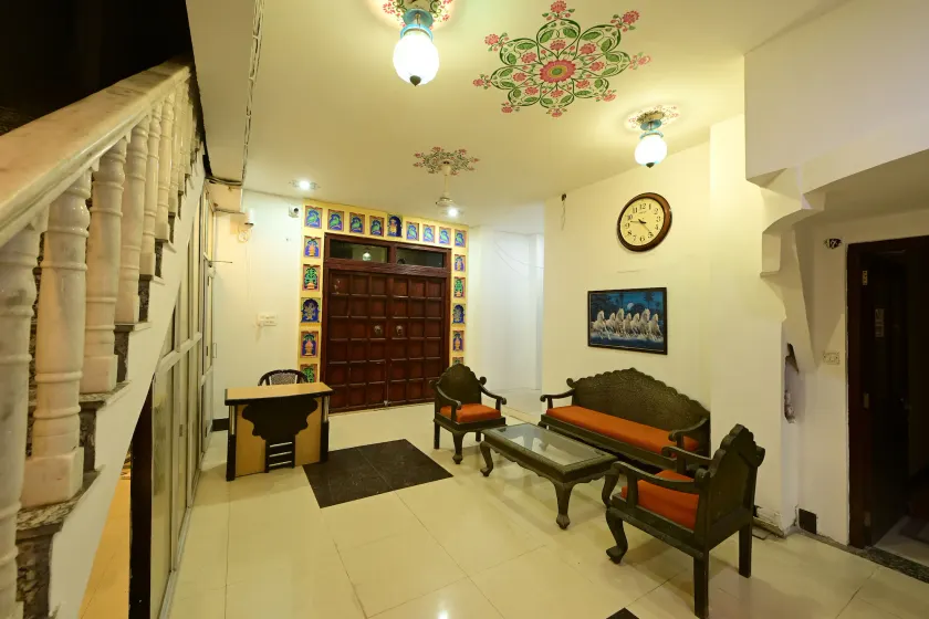 Inda Haveli - Área de estar no saguão
