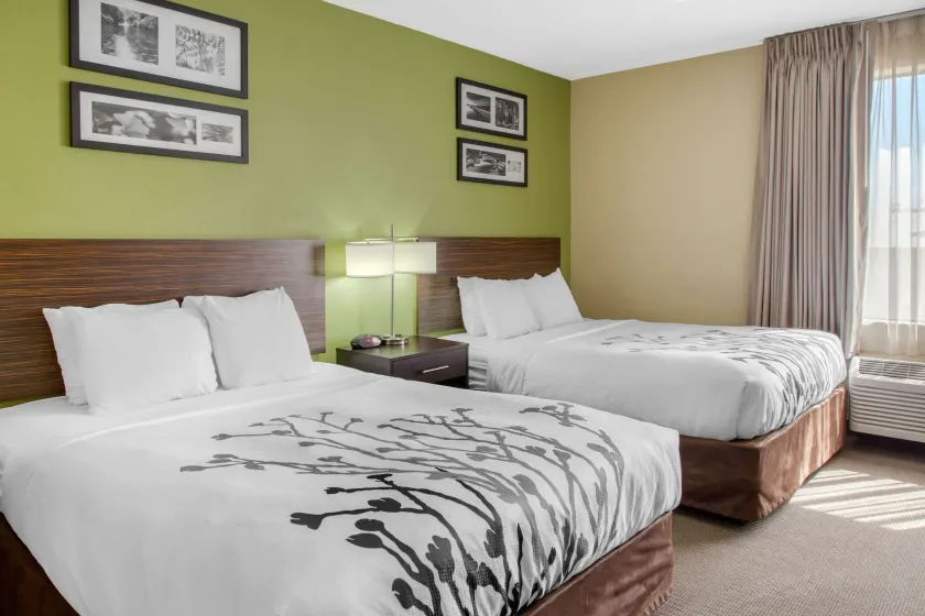 Sleep Inn & Suites Bakersfield North - Image 1