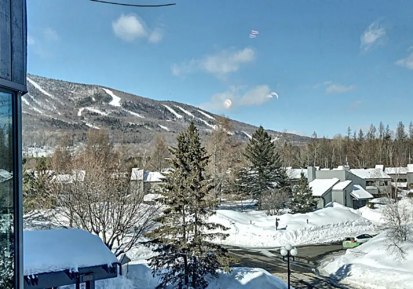 Chalet et condos Mont Sainte-Anne - Image 1