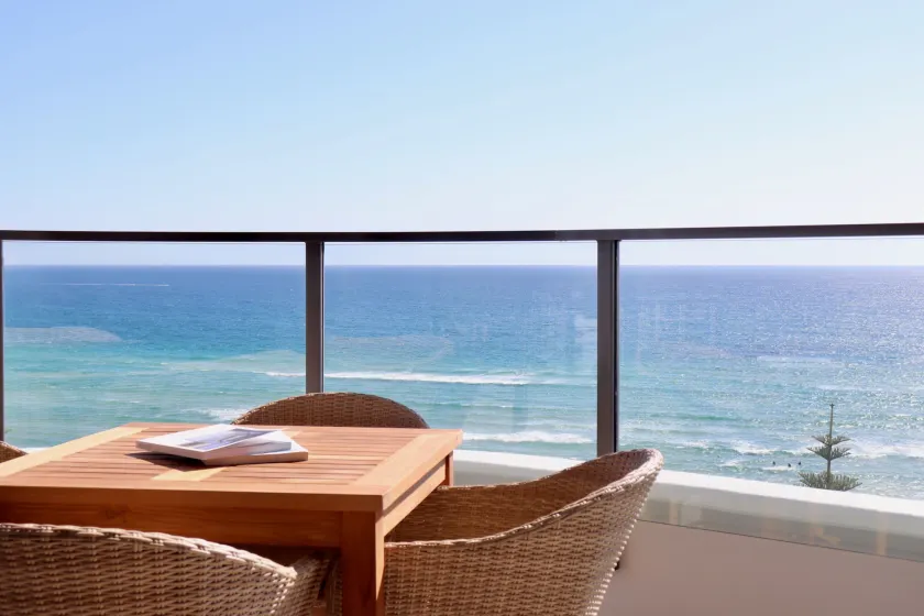 X Kirra Apartments - Image 1