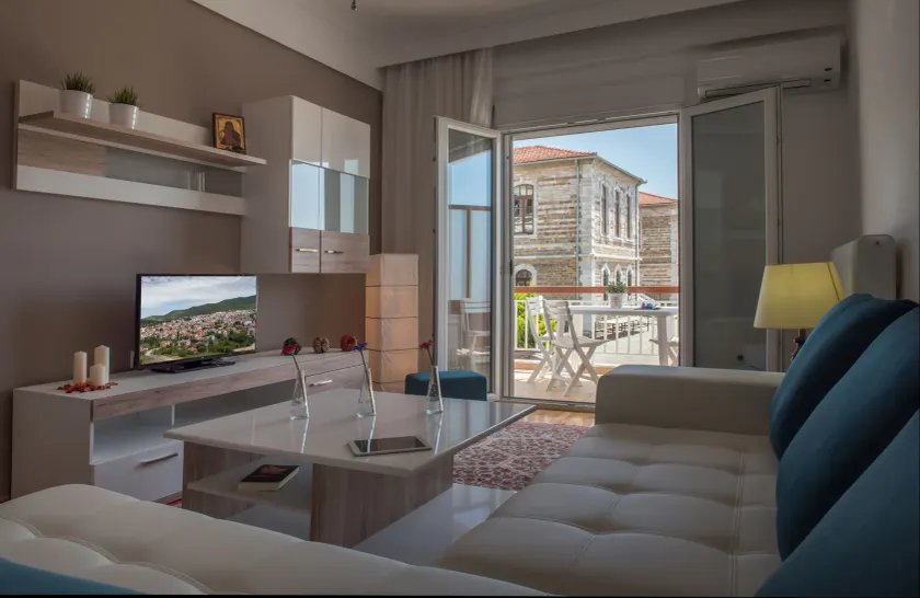 Michalis Apartments - Image 1