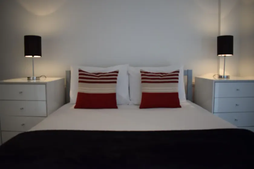 Serviced Apartments Leeds 3 - Image 1