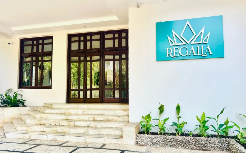 Oriva The Regalia - Image 1