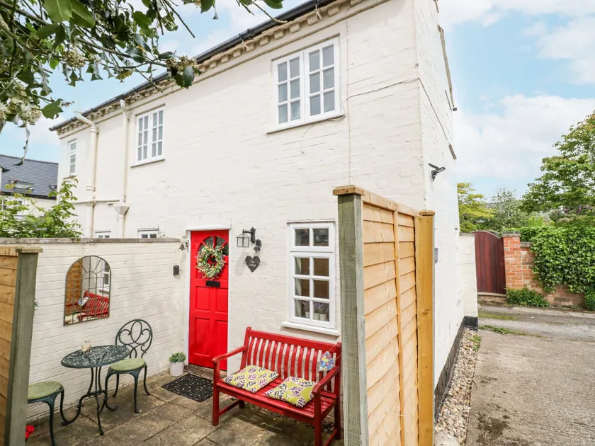 The Cottage - Image 1