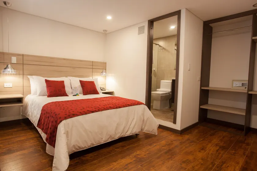 Hotel Plaza Carnaval - Image 1