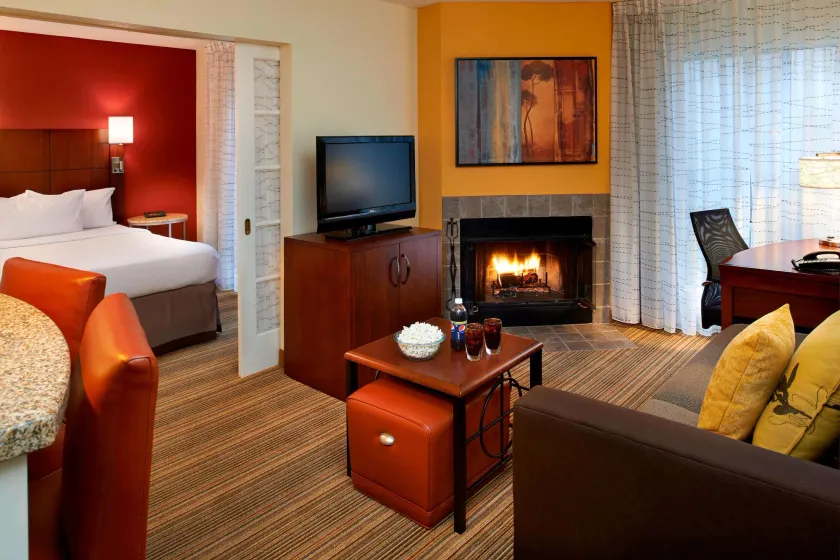 Sonesta ES Suites Detroit Warren - Image 1
