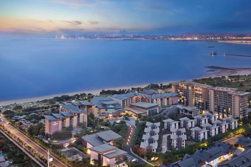 Renaissance Xiamen Hotel - Image 1