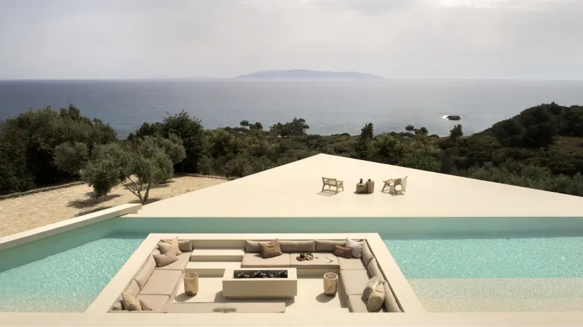Sui Generis Villa - Image 1