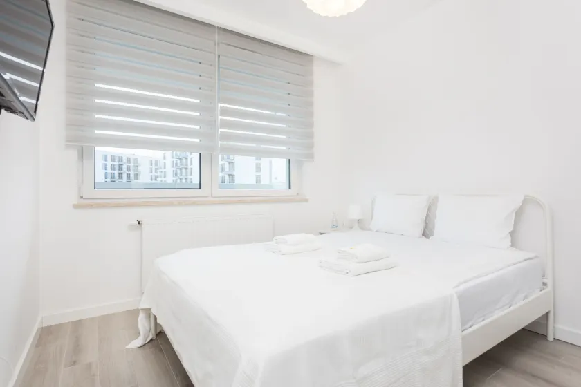InPoint One Bedroom Apartment with Balcony Self Check-In near Vistula River&Tauron Arena - Image 1