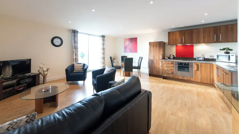 The Spires Serviced Apartments Birmingham - Image 1