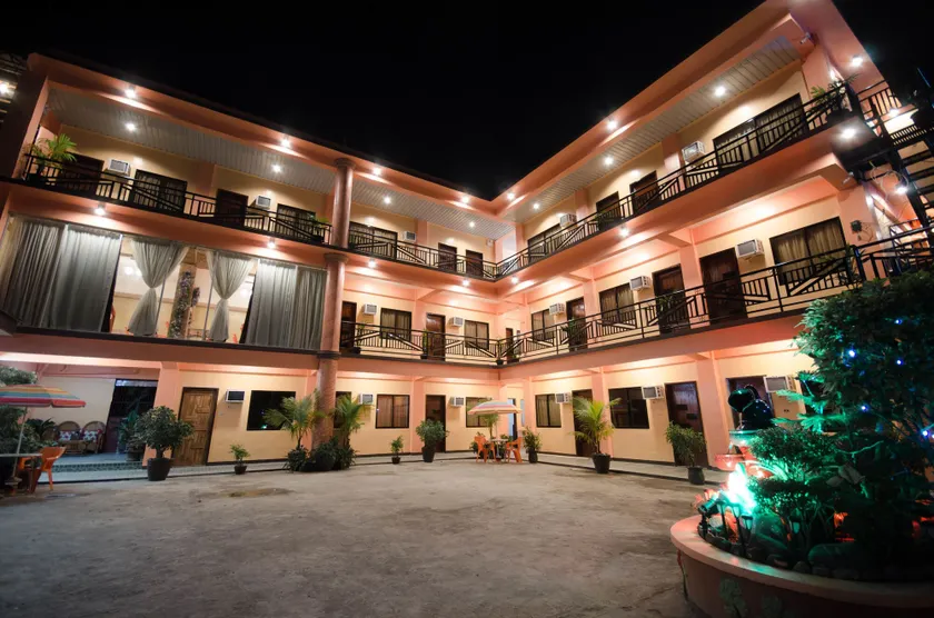 RSG Microhotel - Image 1