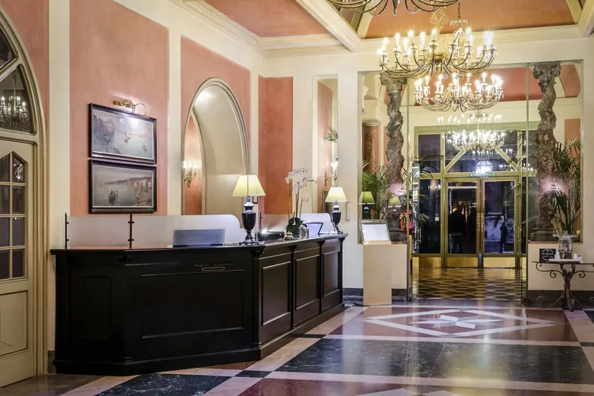 Eurostars Centrale Palace Hotel - Image 1