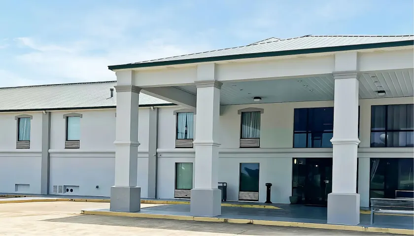 Baymont by Wyndham Philadelphia Choctaw MS - Image 1