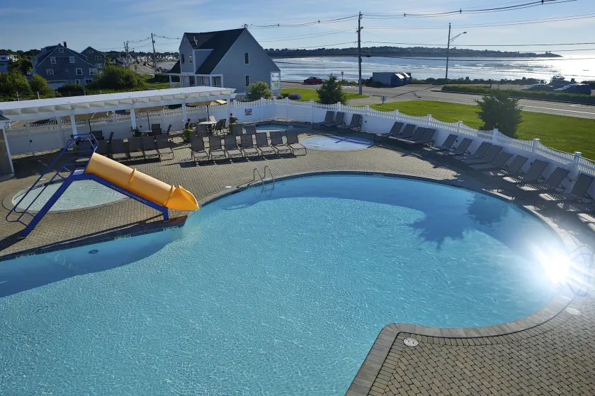 Anchorage Inn and Resort - Image 1