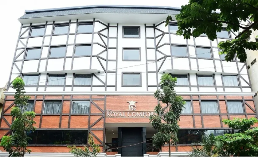 The Royal Comfort - Image 1