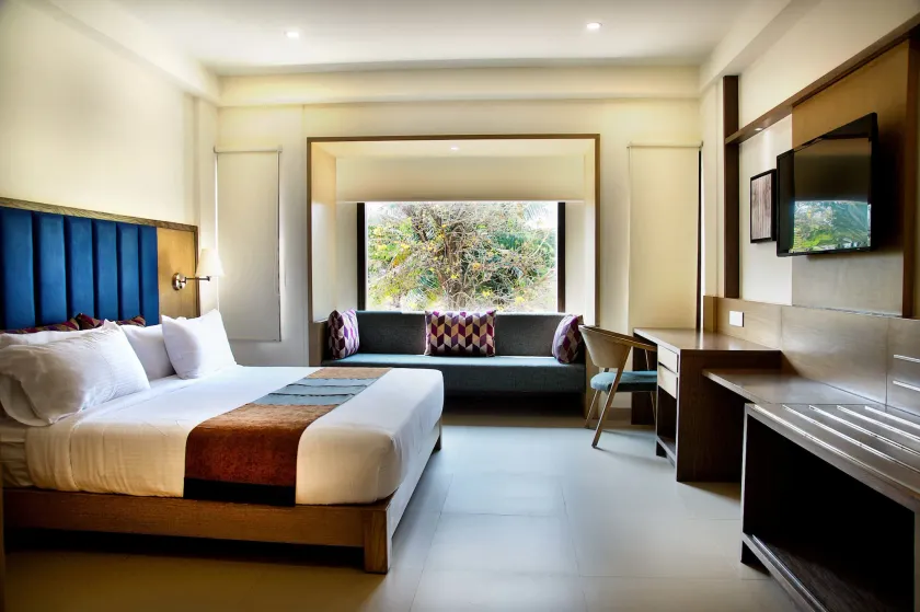 Purple Cloud Hotel - Image 1