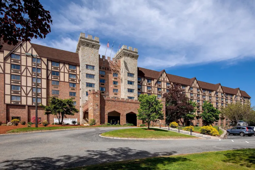 Sheraton Nashua - Image 1
