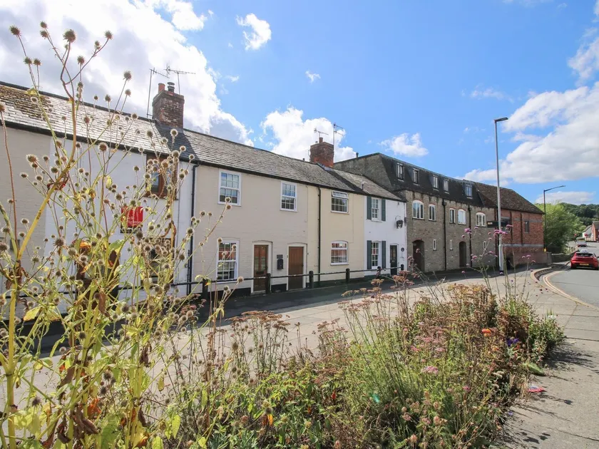 Moorhen Cottage - Image 1