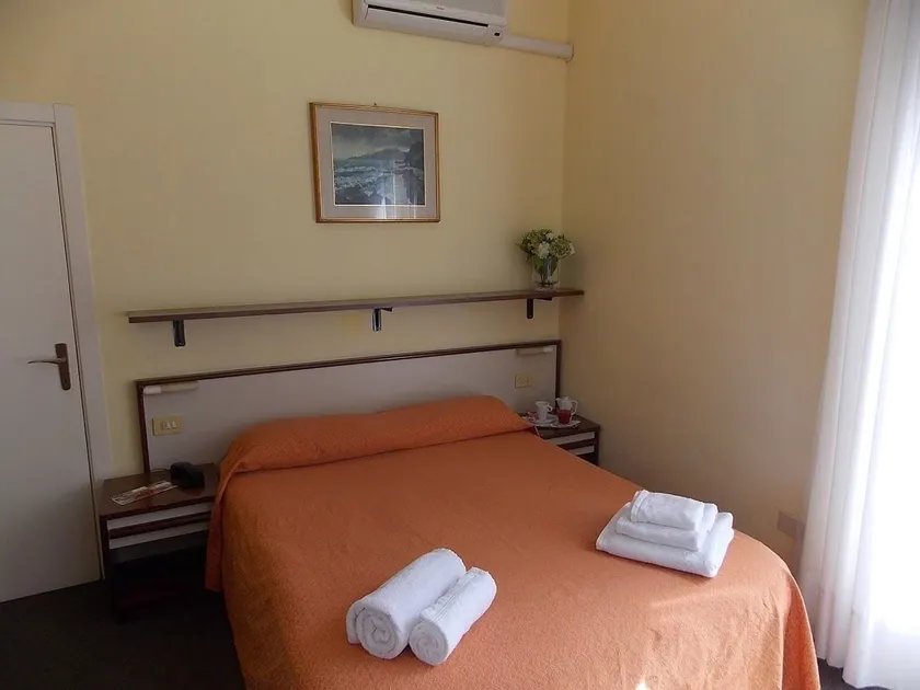 Hotel Arco del Sole - Image 1