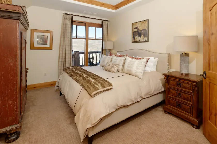 Colorado Lodge at the Ritz Carlton - Image 1