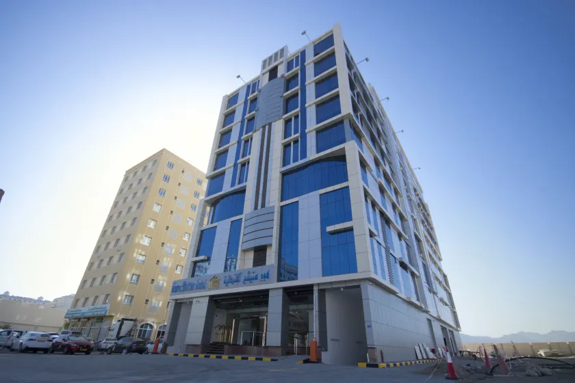 Home Station Hotel - Image 1