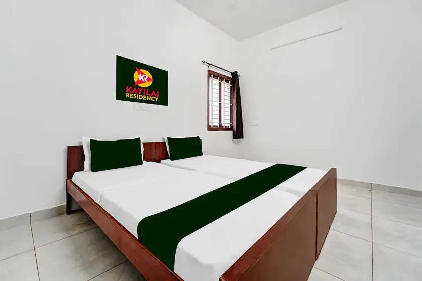 Kayilai Residency - Chambre