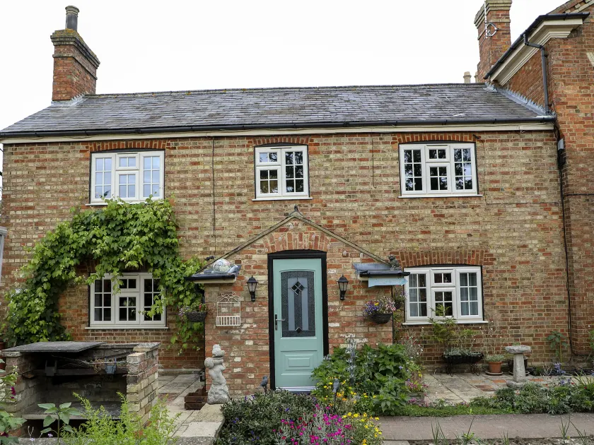 Woodleys Farmhouse - Image 1