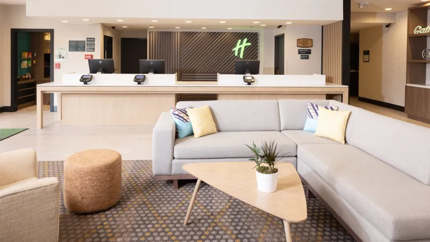 Holiday Inn Santa Ana-Orange Co Arpt by IHG - Image 1