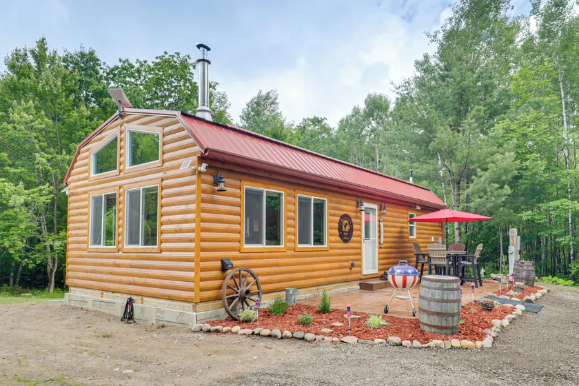Secluded Cabin w/ UTV Trail Access in Harshaw! - Image 1