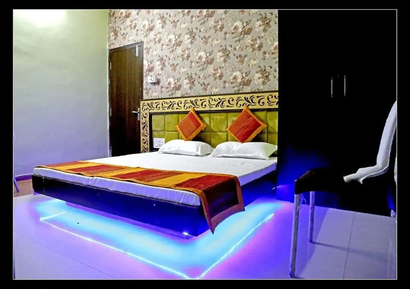 Hotel Shri Karni Vilas & SPA - Image 1
