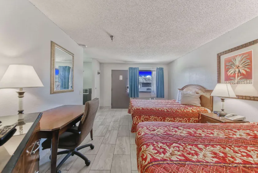 Rodeway Inn & Suites Haines City - Winter Haven - Image 1
