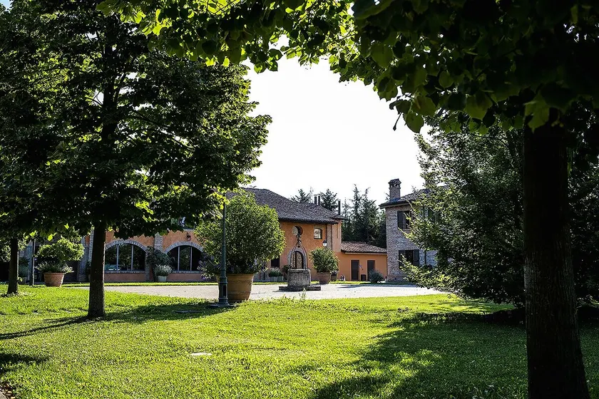Hotel Cascina Scottina - Image 1