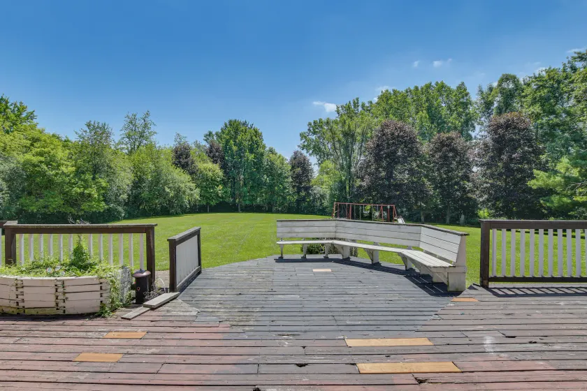 6 Shared Acres, Pool Table: Barrington Hills Apt! - Image 1