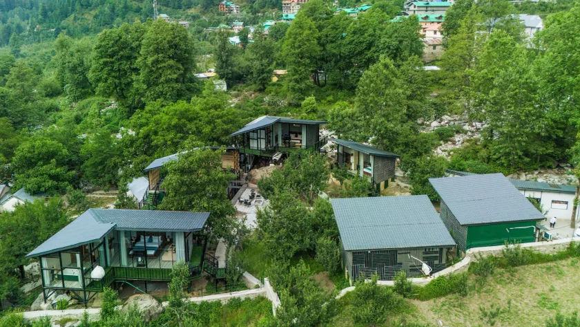 Da Valley Luxury Resort By the River - Image 1