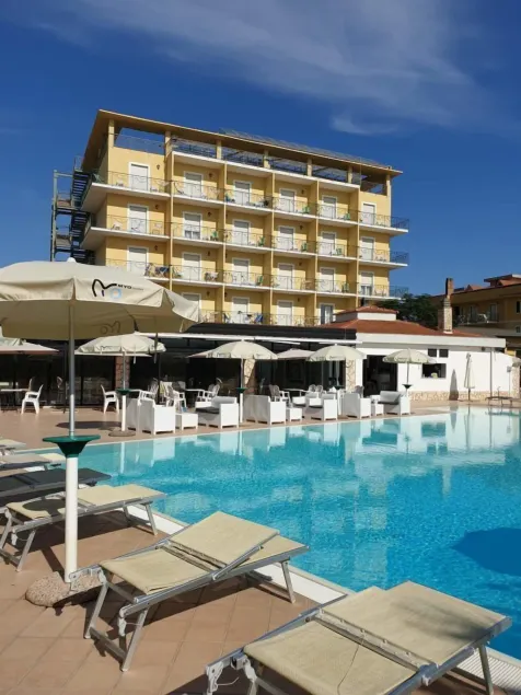 Hotel Club Sabbiadoro - Image 1