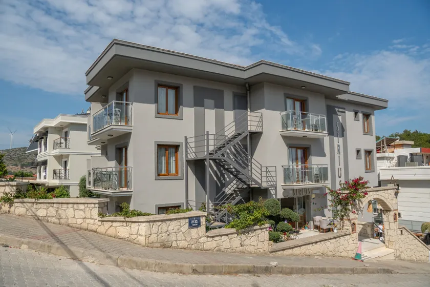 Siriusmi Hotel - Image 1
