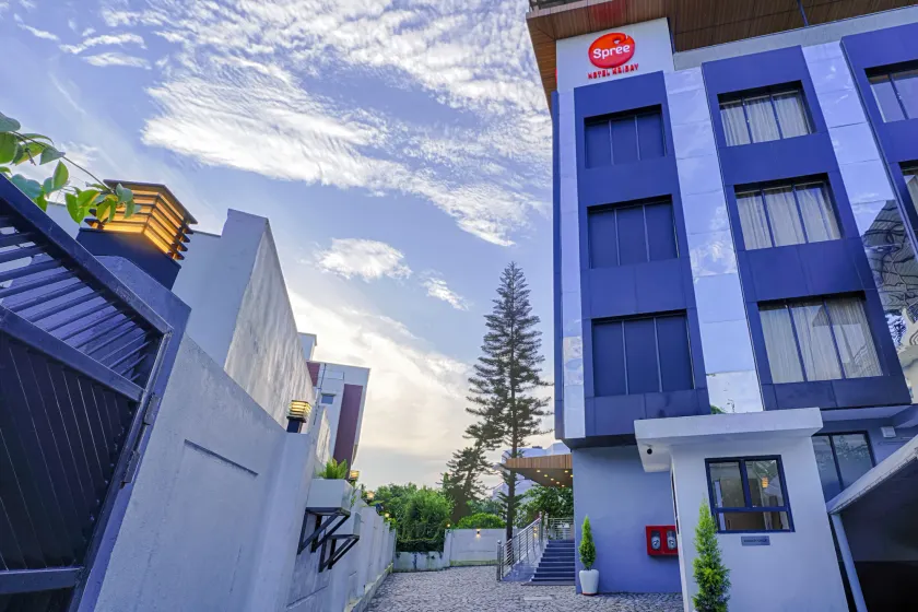 Spree Hotel Kriday Rajpur Road Dehradun - Image 1