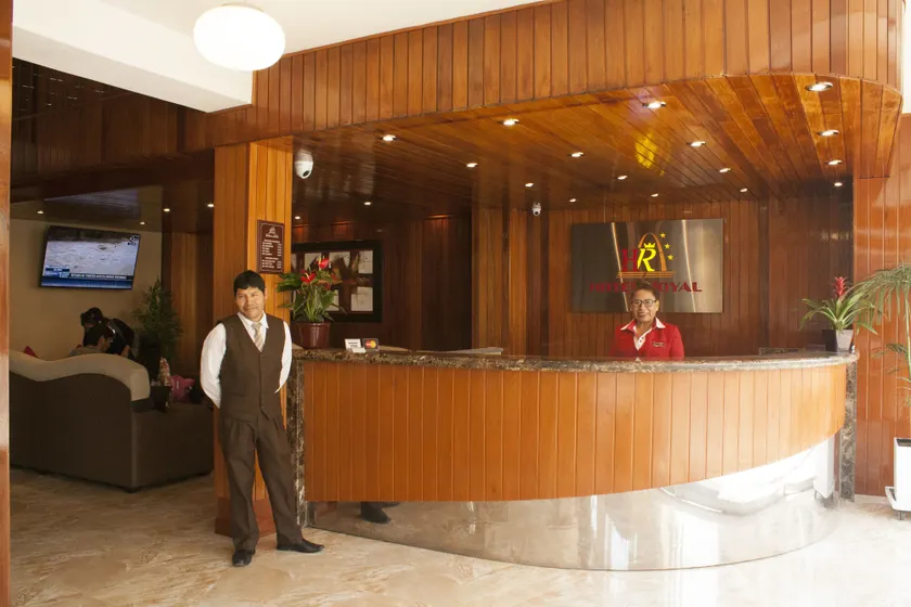 Hotel Royal Inn - Image 1