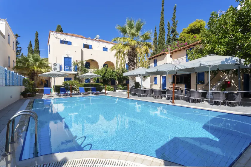 Vanas Apartments - Image 1