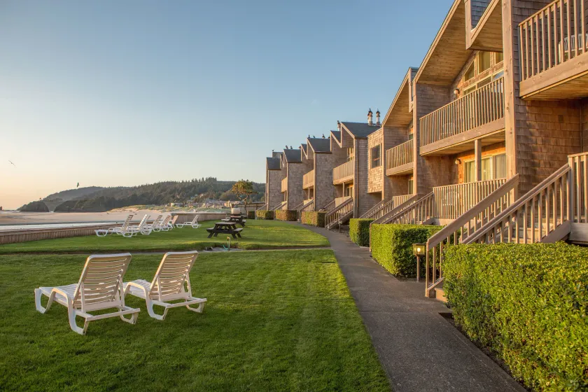 Schooner's Cove Inn - Image 1