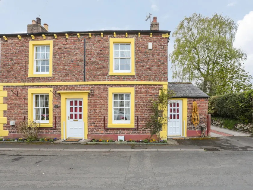 Rose Cottage - Image 1