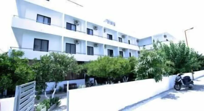 Hotel Platon - Image 1