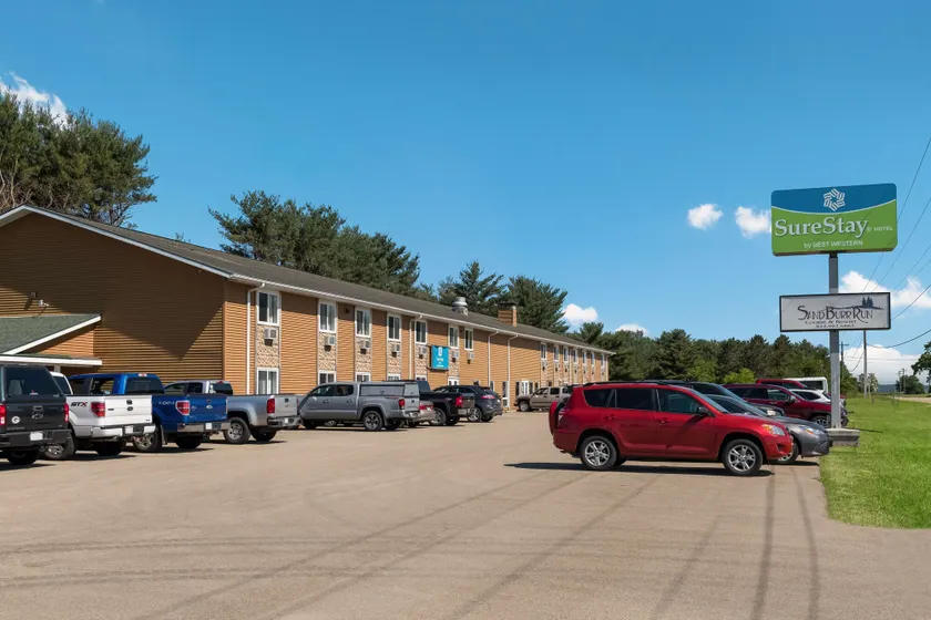 SureStay Hotel by Best Western Thomson - Image 1