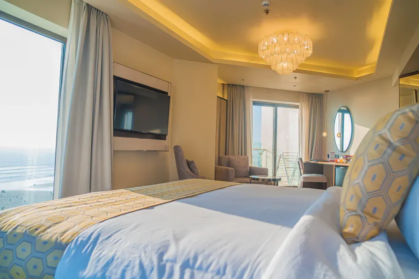 Ramada by Wyndham Cox's Bazar Kolatoli Beach - Room