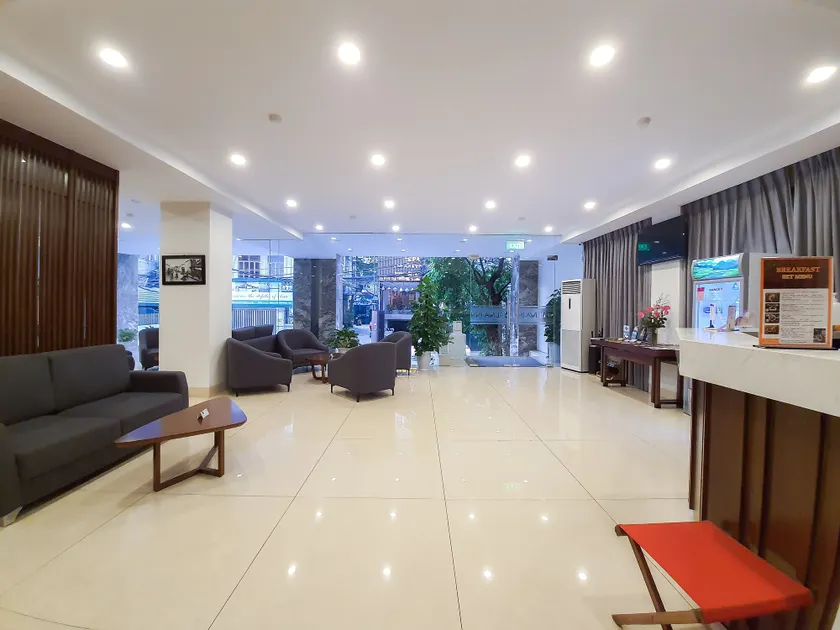 REIWA INN APARTMENT - Vestíbulo