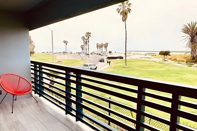 Ocean Villa Inn - Image 1
