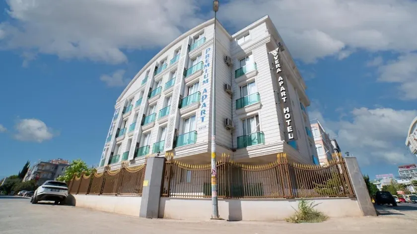 Vera Park Premium Apart Hotel - Image 1