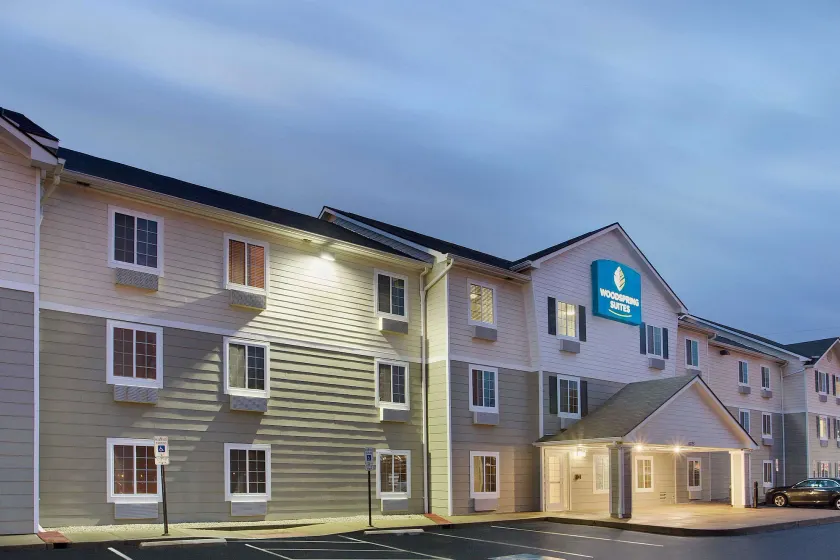 WoodSpring Suites Cincinnati Fairfield - Image 1